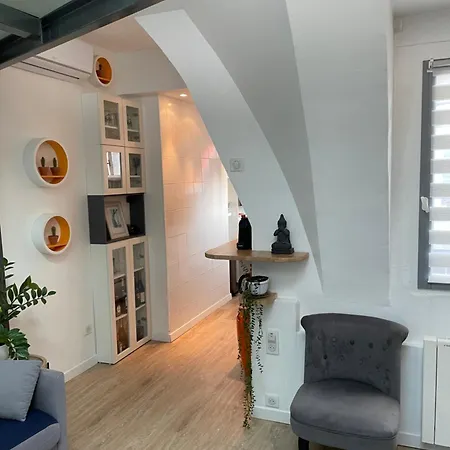 Centre 1e - 38 M2 - Air Conditioning Appartamento